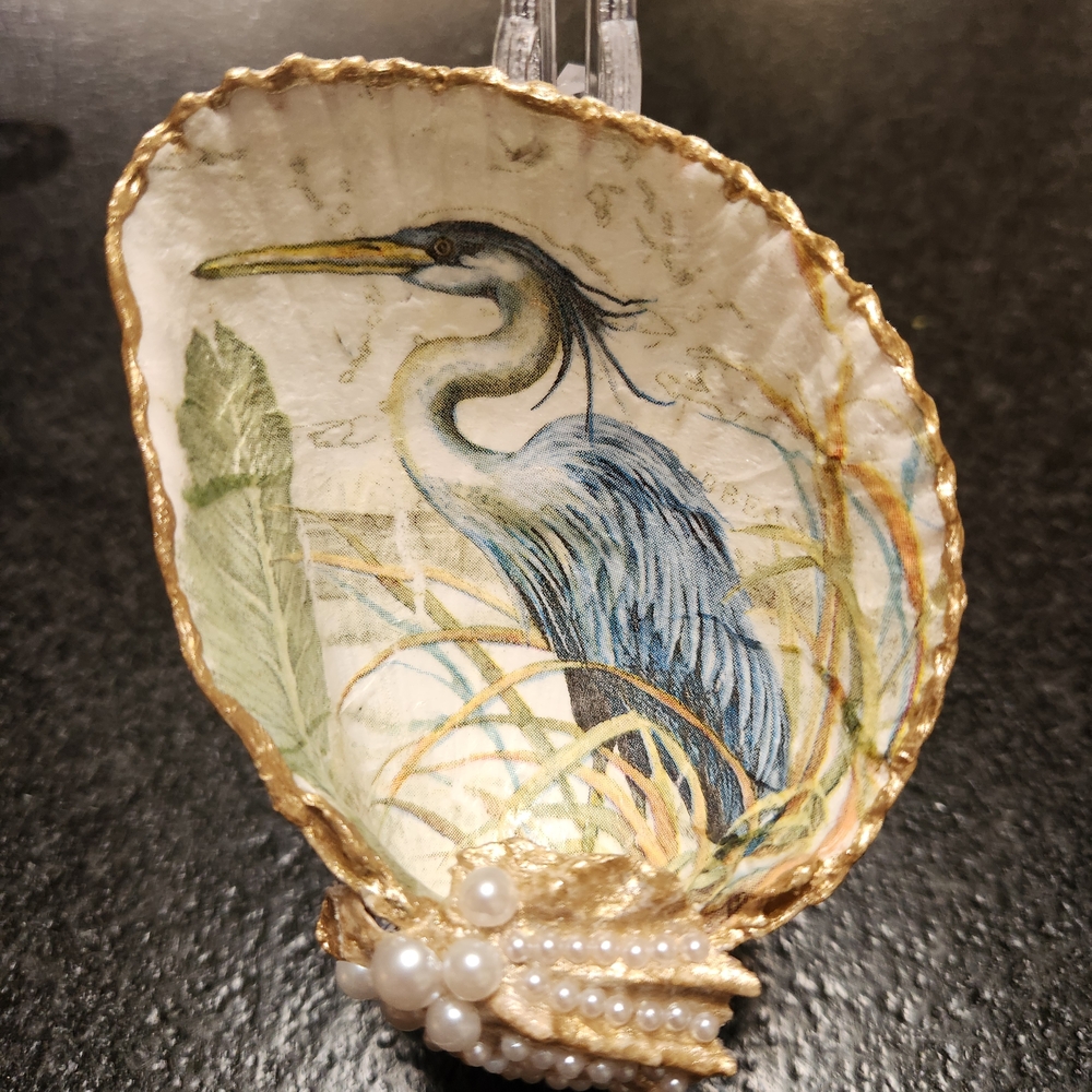 Elegant Gold and Blue Heron Shell Decor